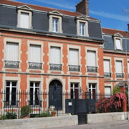 Chambre D'Hotes L'Ambroise Troyes Eksteriør bilde
